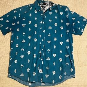 Graphic Volcom Button Up